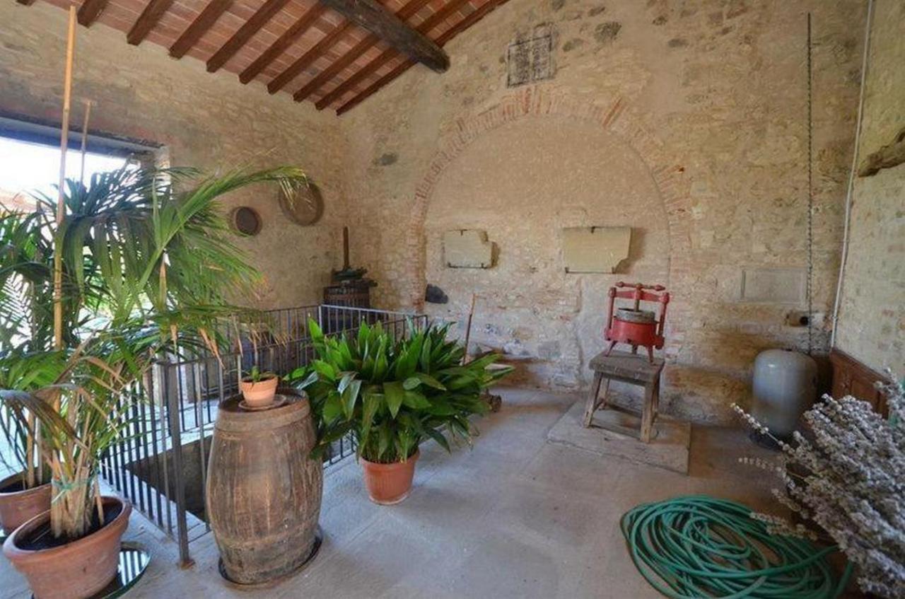 Antico Borgo Frosini Villa Arezzo Bagian luar foto