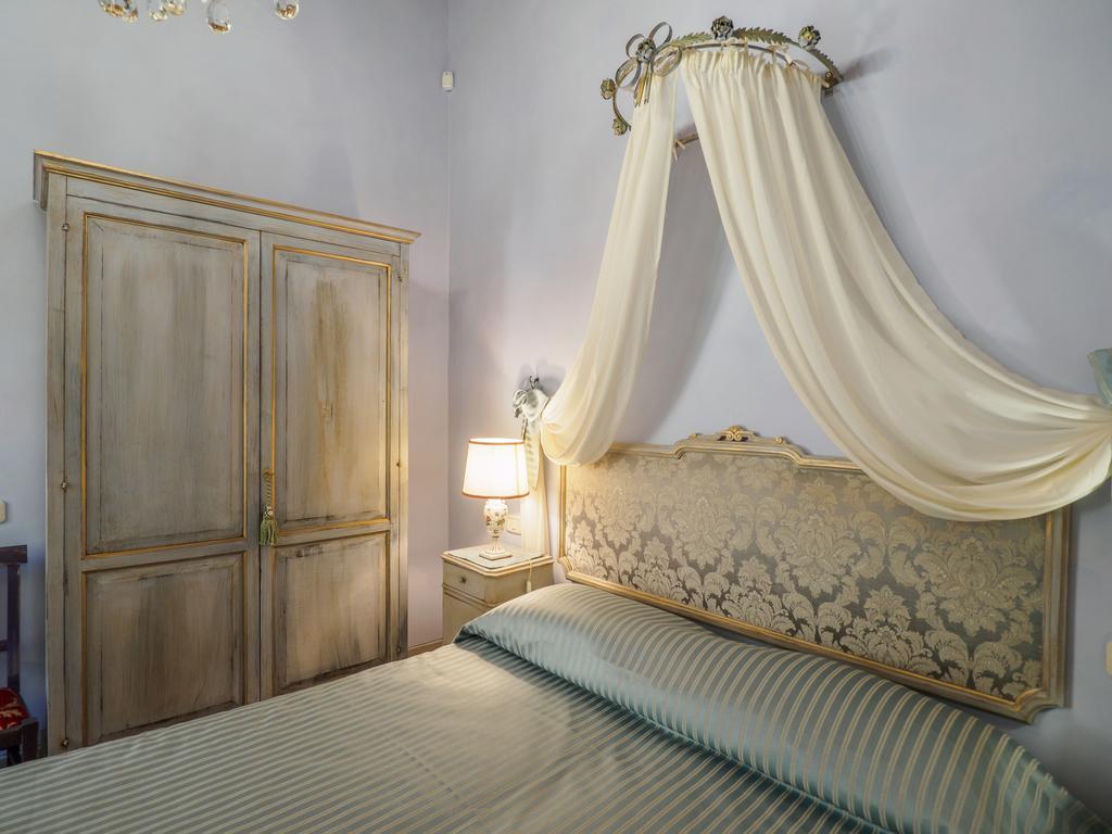 Antico Borgo Frosini Villa Arezzo Bagian luar foto